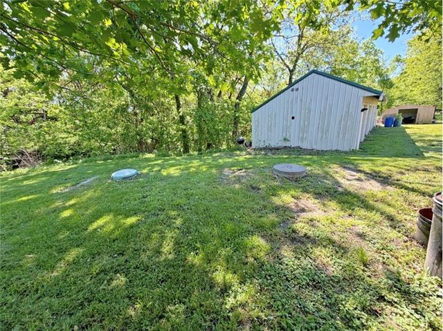 977 NW 1651 Road, Bates City, MO 64011