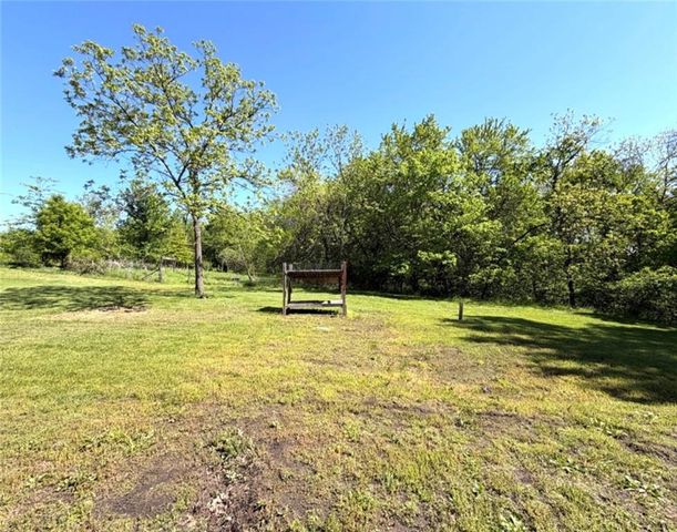 977 NW 1651 Road, Bates City, MO 64011