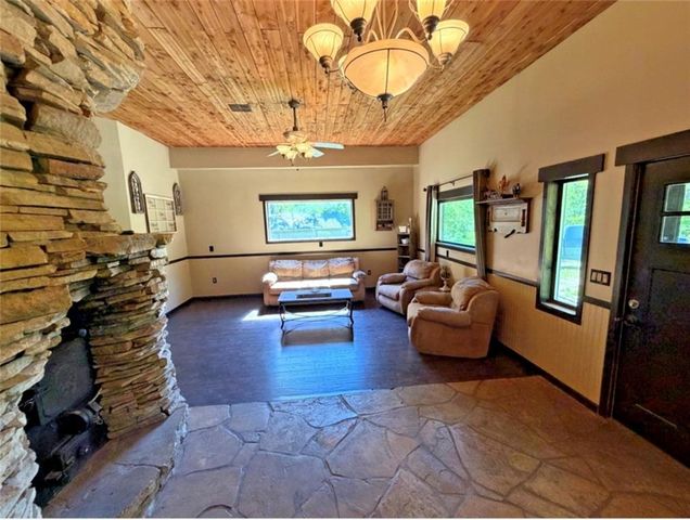 977 NW 1651 Road, Bates City, MO 64011