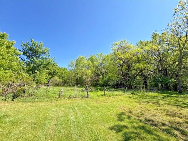 977 NW 1651 Road, Bates City, MO 64011