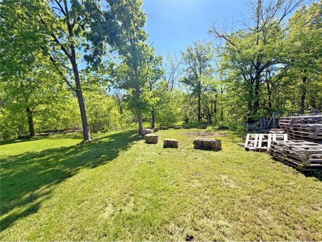 977 NW 1651 Road, Bates City, MO 64011