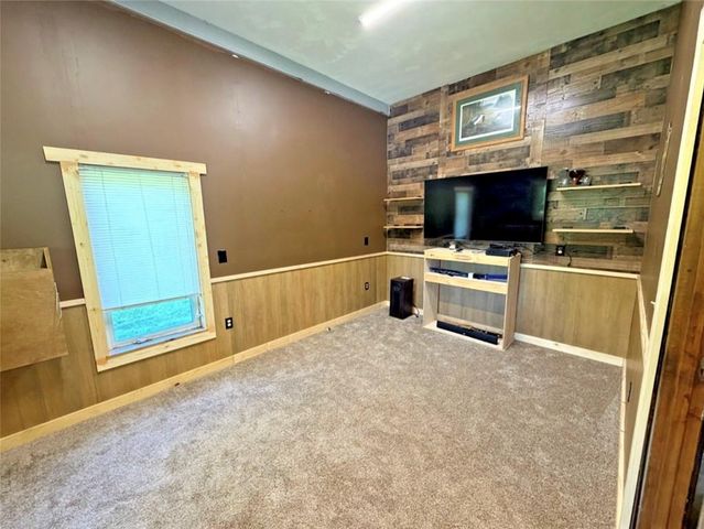 977 NW 1651 Road, Bates City, MO 64011