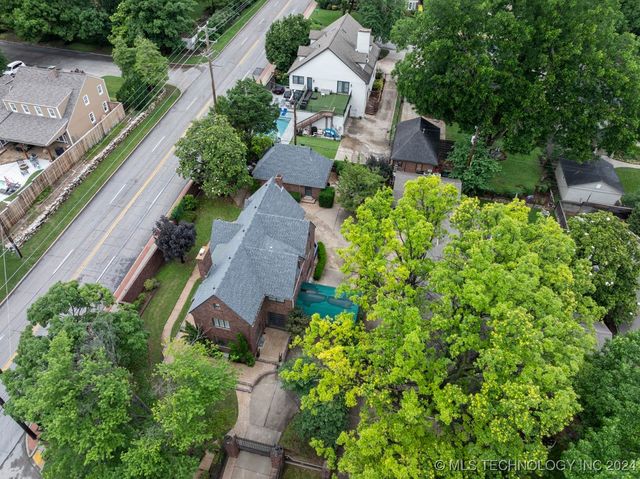 1303 E 26th Place, Tulsa, OK 74114