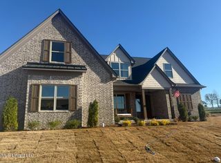2556 Beauvoir Drive, Hernando, MS 38632