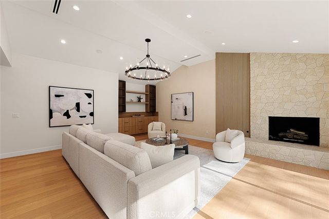 6035 Rod, Woodland Hills, CA 91367