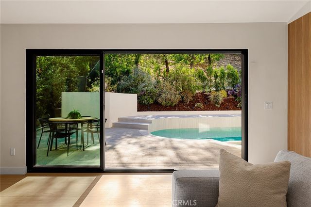 6035 Rod, Woodland Hills, CA 91367