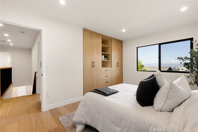 6035 Rod, Woodland Hills, CA 91367