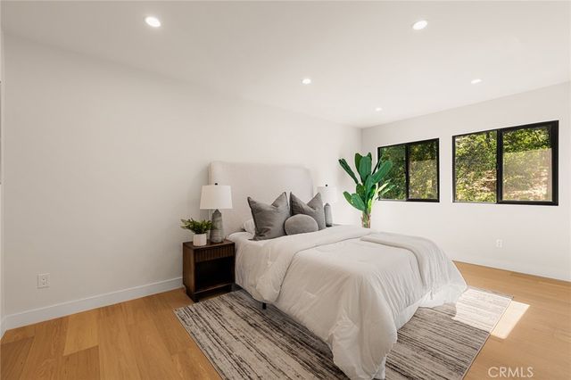 6035 Rod, Woodland Hills, CA 91367