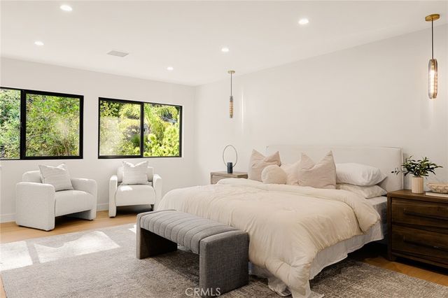 6035 Rod, Woodland Hills, CA 91367