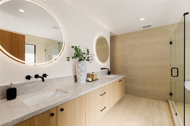 6035 Rod, Woodland Hills, CA 91367