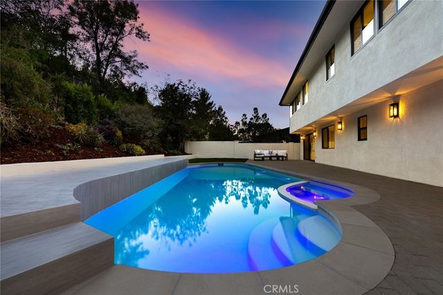 6035 Rod, Woodland Hills, CA 91367
