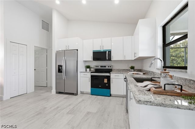 2210 NW 9th AVE, Cape Coral, FL 33993