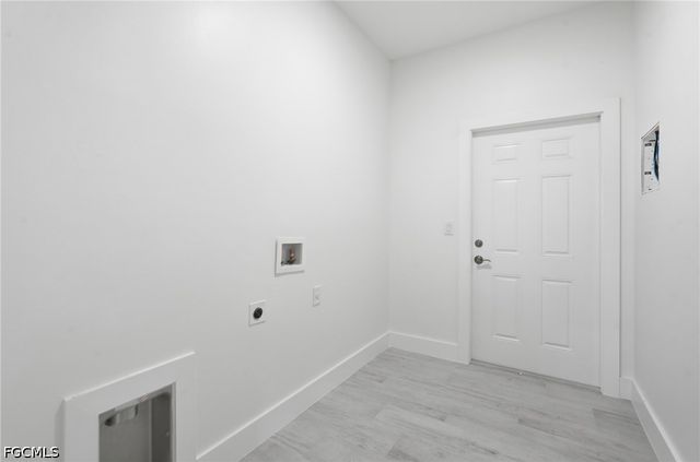 2210 NW 9th AVE, Cape Coral, FL 33993