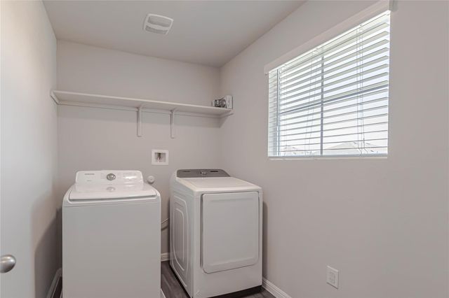 114 Mercer ST, Bastrop, TX 78602