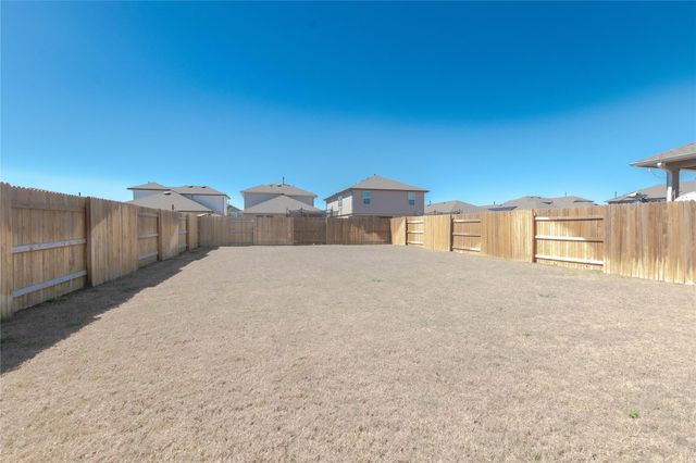 114 Mercer ST, Bastrop, TX 78602