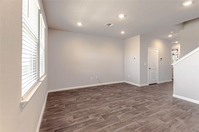 114 Mercer ST, Bastrop, TX 78602