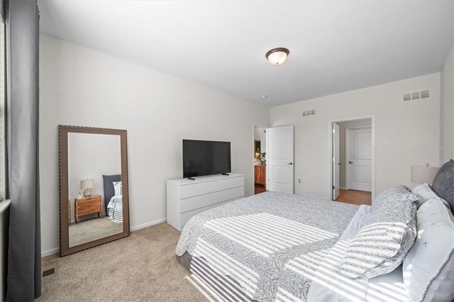 9047 Meadow View Drive, Lenexa, KS 66227