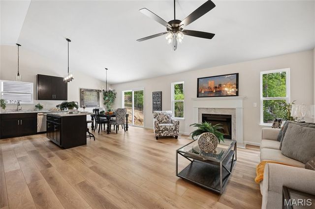 840 Dogwood Way, Hillsboro, MO 63050