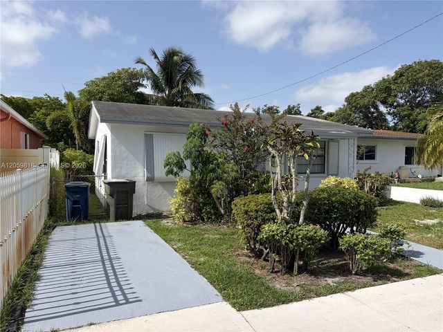 613 NW 5 CT, Hallandale Beach, FL 33009