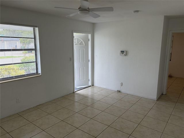 613 NW 5 CT, Hallandale Beach, FL 33009
