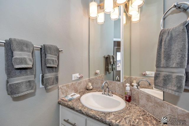 13714 E 48 Dr, Yuma, AZ 85367