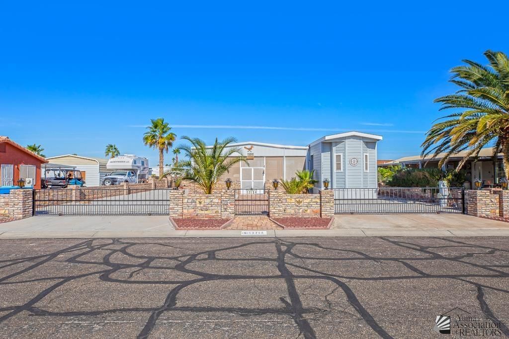 13714 E 48 Dr, Yuma, AZ 85367