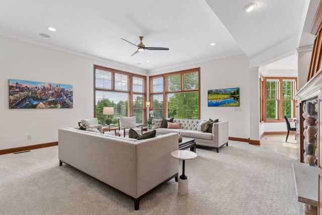 10921 Bentwater Lane, Woodbury, MN 55129