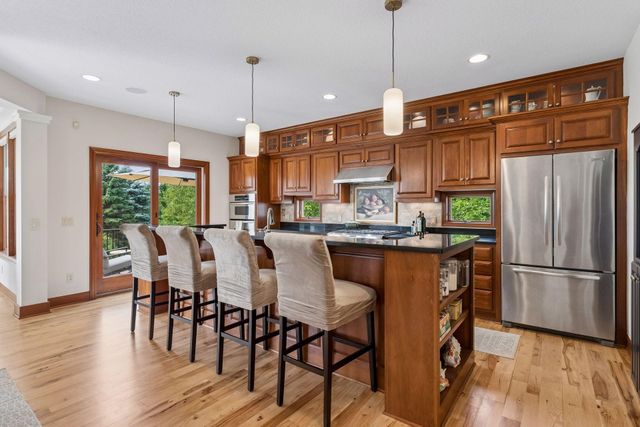 10921 Bentwater Lane, Woodbury, MN 55129