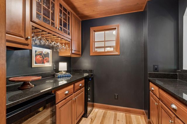 10921 Bentwater Lane, Woodbury, MN 55129
