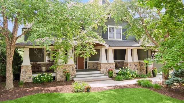 10921 Bentwater Lane, Woodbury, MN 55129