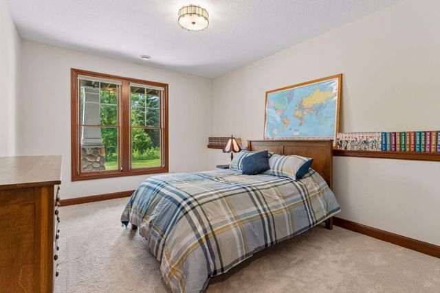 10921 Bentwater Lane, Woodbury, MN 55129
