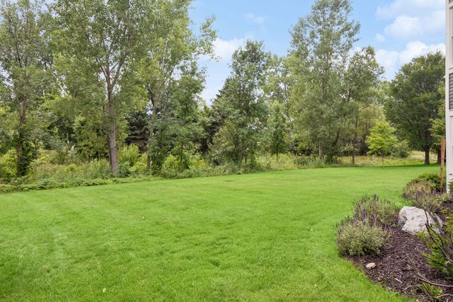 10921 Bentwater Lane, Woodbury, MN 55129