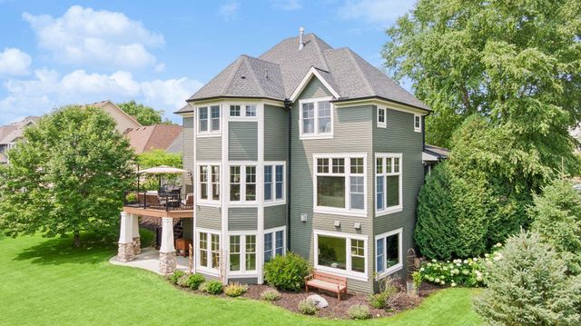 10921 Bentwater Lane, Woodbury, MN 55129