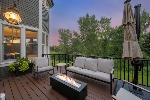 10921 Bentwater Lane, Woodbury, MN 55129