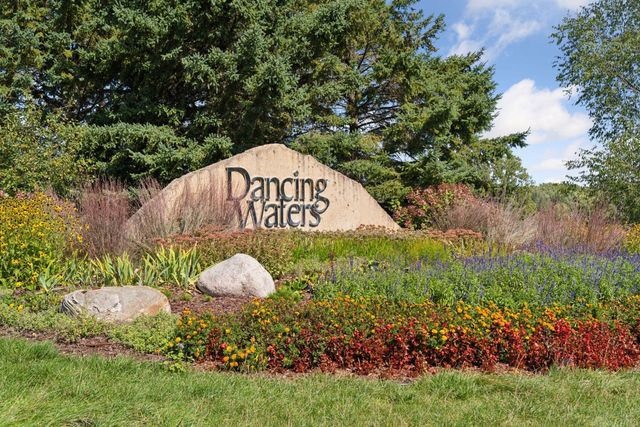 10921 Bentwater Lane, Woodbury, MN 55129