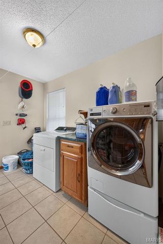 2101 Deer Run Meadows, Troy, MO 63379