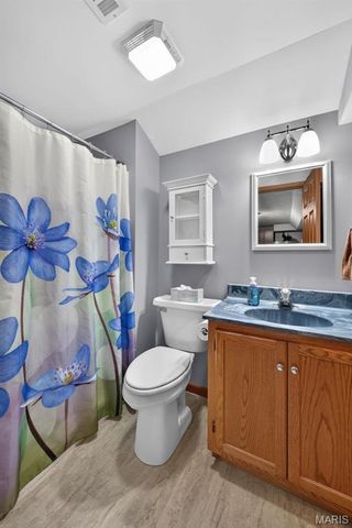 2101 Deer Run Meadows, Troy, MO 63379