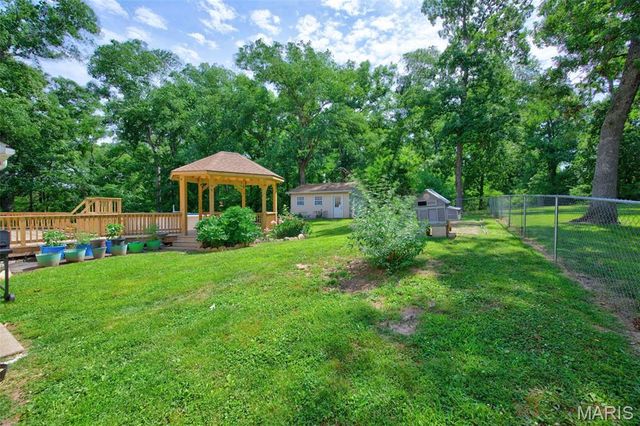 2101 Deer Run Meadows, Troy, MO 63379