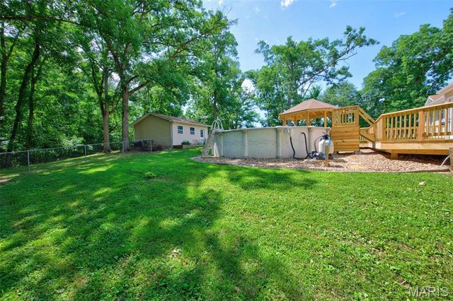 2101 Deer Run Meadows, Troy, MO 63379