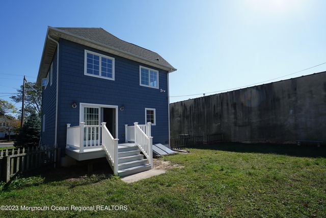 111 Main Street RD2, Avon-by-the-sea, NJ 07717