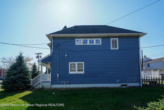 111 Main Street RD2, Avon-by-the-sea, NJ 07717