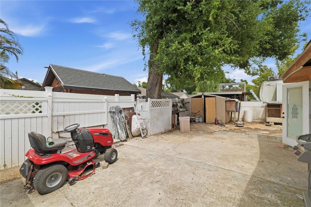 1309 W ARCTIC STREET, Tampa, FL 33604