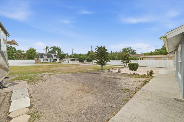 1309 W ARCTIC STREET, Tampa, FL 33604