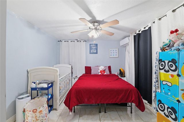 1309 W ARCTIC STREET, Tampa, FL 33604