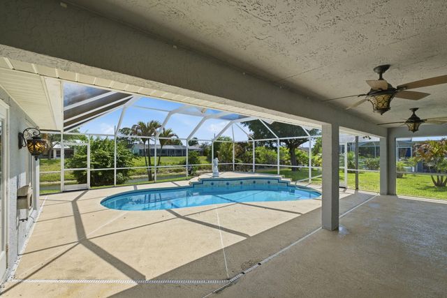 474 SW Carter Avenue, Port St. Lucie, Port St Lucie, FL 34983