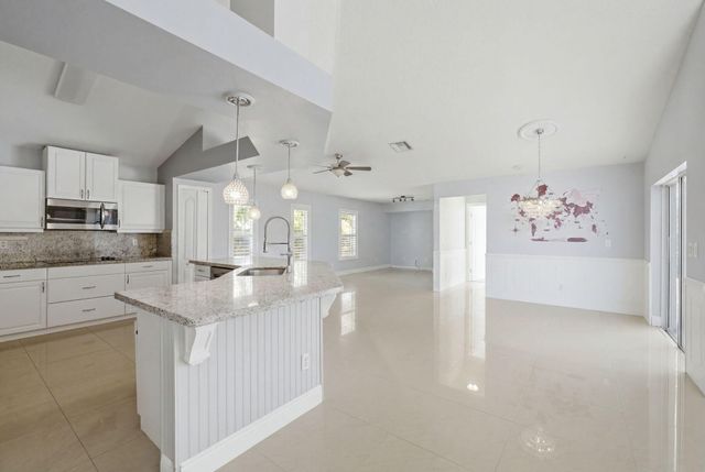 474 SW Carter Avenue, Port St. Lucie, Port St Lucie, FL 34983