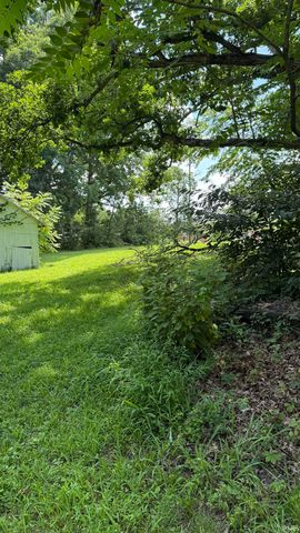 4833 W Arlington Road, Bloomington, IN 47404