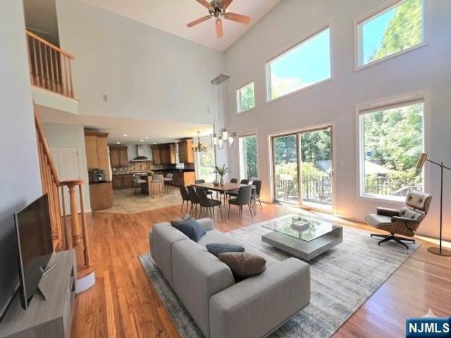 335 Bullard Avenue, Paramus, NJ 07652