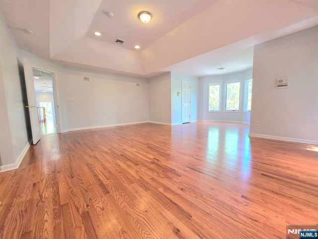 335 Bullard Avenue, Paramus, NJ 07652