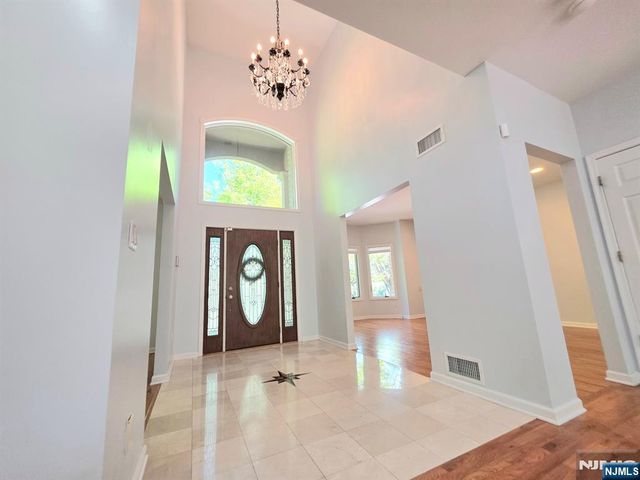 335 Bullard Avenue, Paramus, NJ 07652